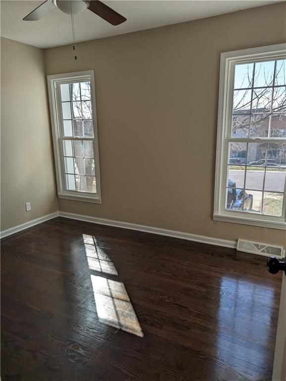9613 Lamar Ave, Overland Park, KS 66207