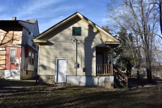 3211 E 26th St, Kansas City, MO 64127