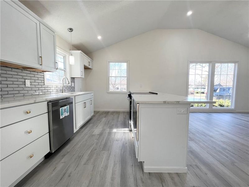 7139 Conser St, Overland Park, KS 66204