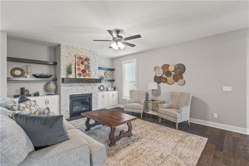 16988 S Hunter St, Olathe, KS 66062