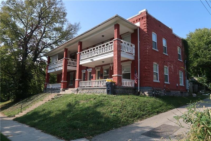 714 Gladstone Ave, Kansas City, MO 64124