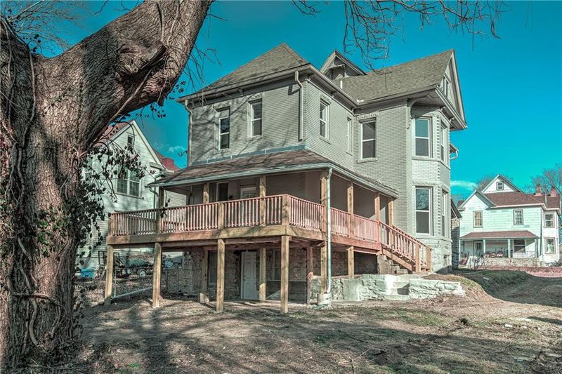 2635 E 7th St, Kansas City, MO 64124