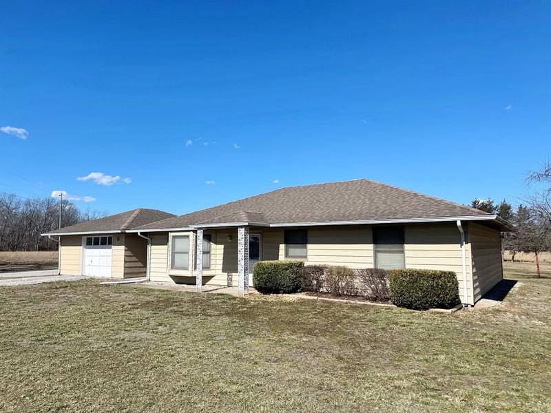 12155 SW 200 Rd, Schell City, MO 64783