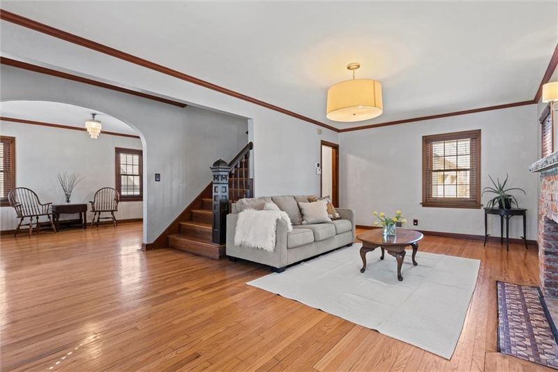 640 E 73rd St, Kansas City, MO 64131