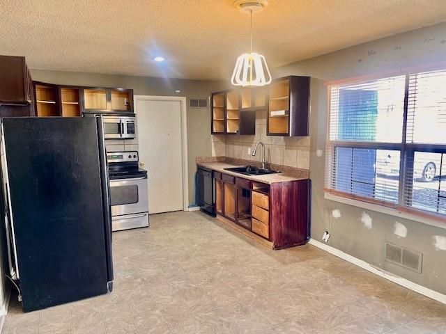 7605 E 108th St, Kansas City, MO 64134