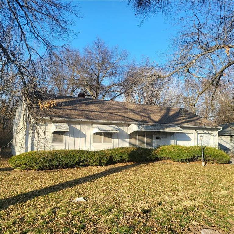 6020 Longview Rd, Kansas City, MO 64134