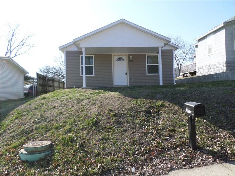 1007 George St, Atchison, KS 66002