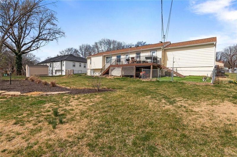 905 W 97th Ter, Kansas City, MO 64114