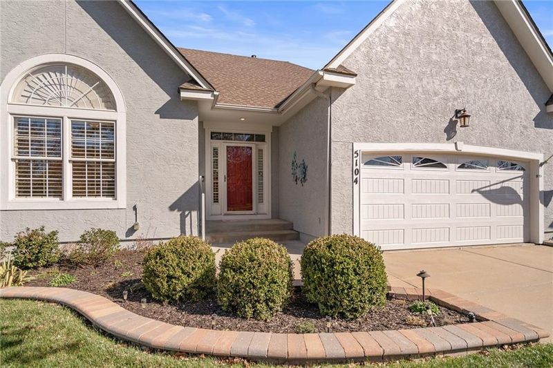 5104 W 159 Ter, Overland Park, KS 66085