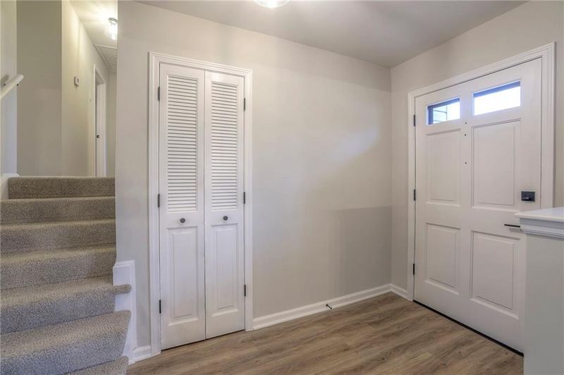8235 Eby St, Overland Park, KS 66204