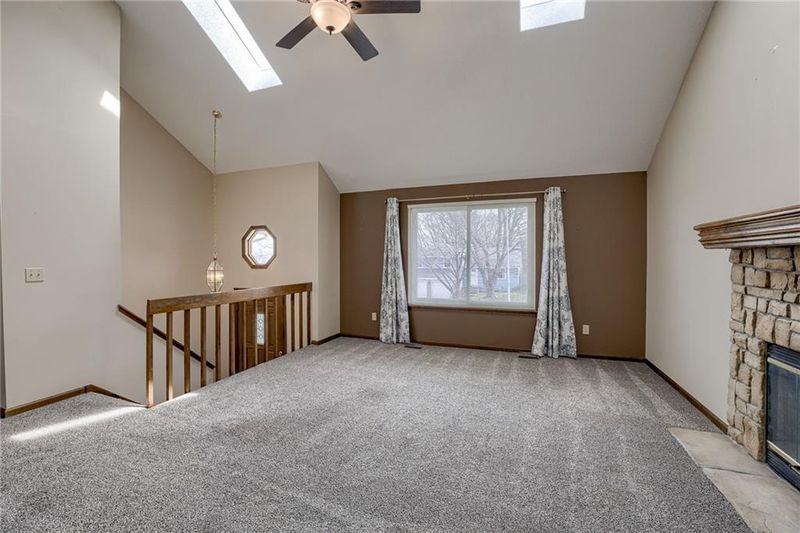 8522 N Rhode Ave, Kansas City, MO 64153