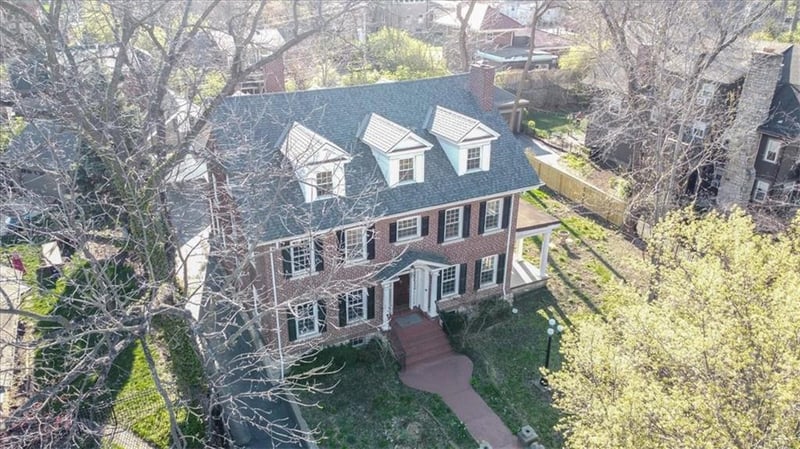 3609 Locust St, Kansas City, MO 64109