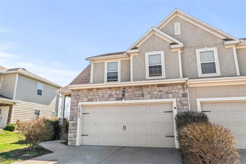 14923 64th Ter, Shawnee, KS 66216