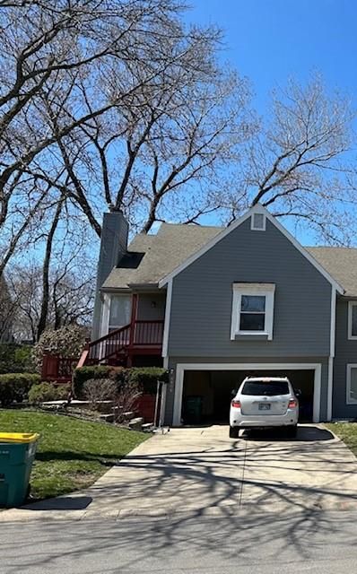 8906 Hauser St, Lenexa, KS 66215