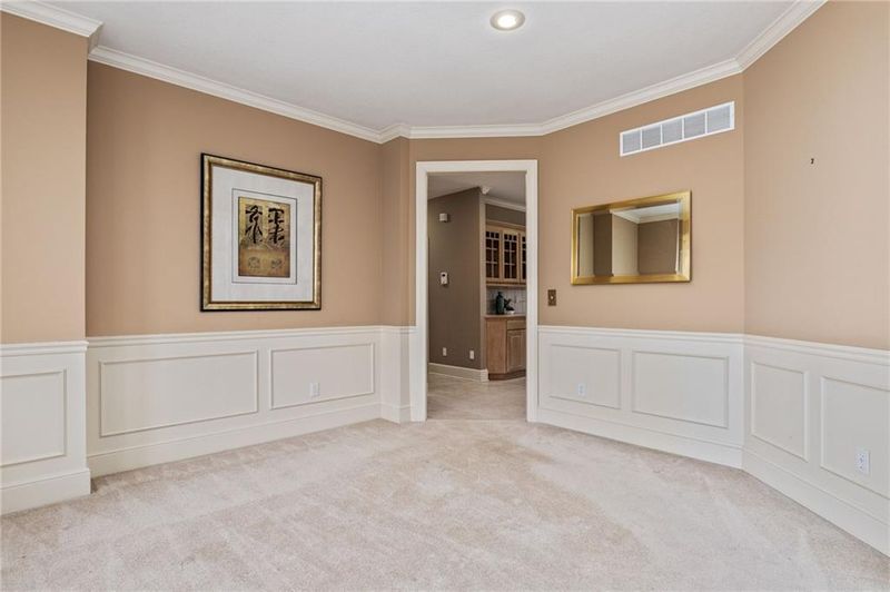 5821 W 145 Ter, Overland Park, KS 66223