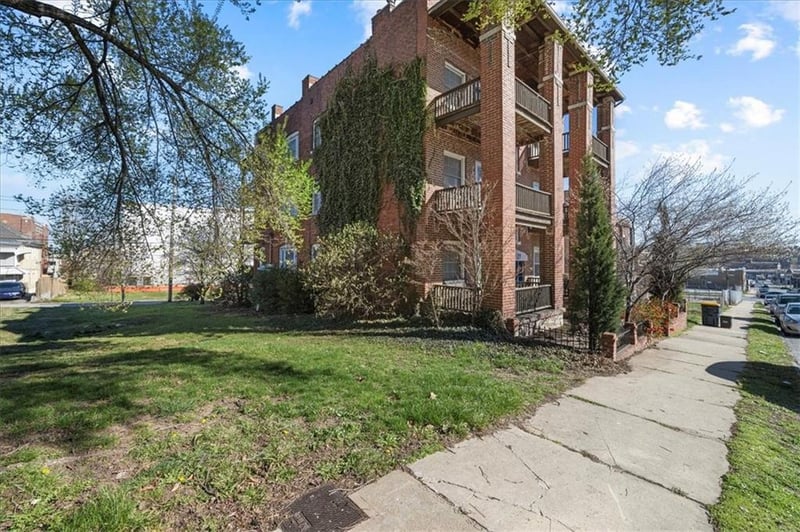 1829 Washington St, Kansas City, MO 64108
