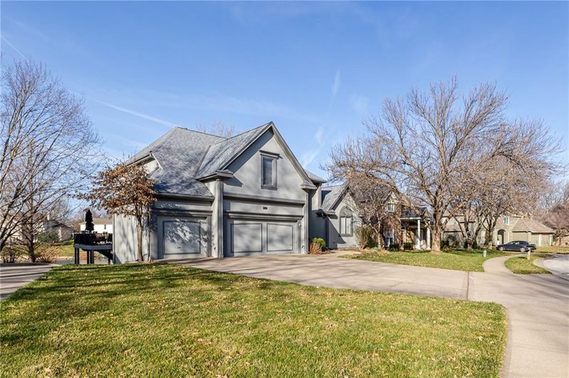 8606 N Oregon Ave, Kansas City, MO 64154