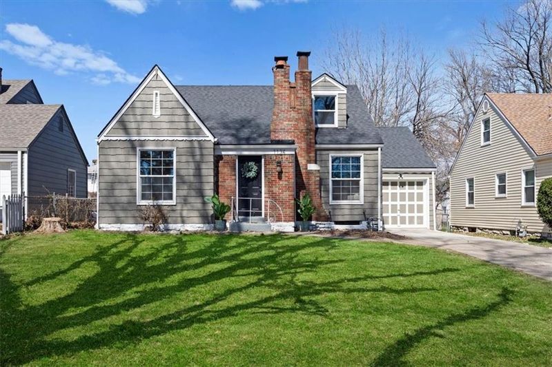1134 E 77th Ter, Kansas City, MO 34131