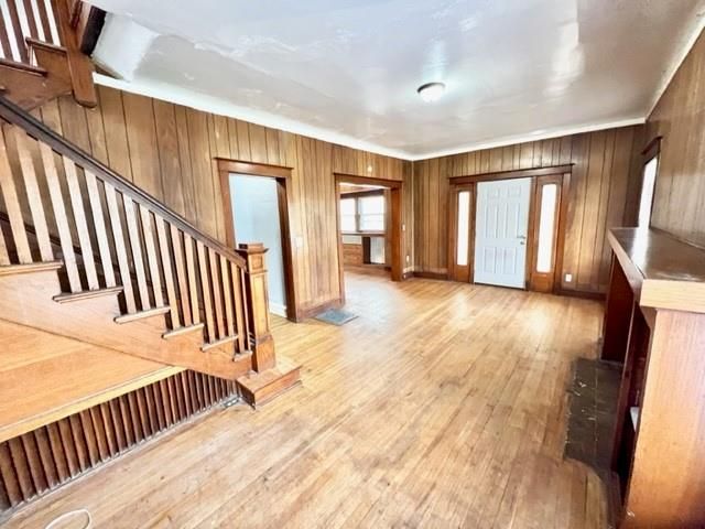 4035 Agnes Ave, Kansas City, MO 64130