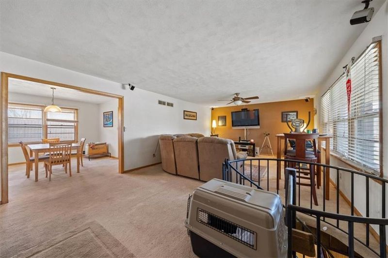 7740 Benson St, Overland Park, KS 66204