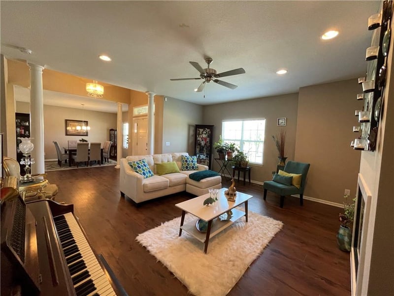 2002 Brooklyn Ave, Kansas City, MO 64127