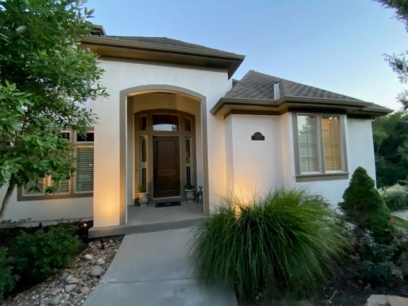 16329 Stearns St, Overland Park, KS 66221