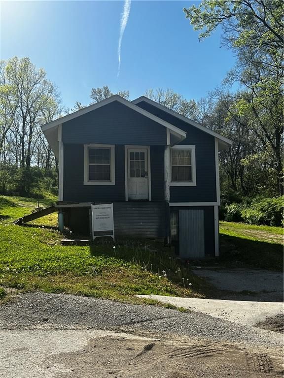 700 Utley Ave, Kansas City, MO 64125