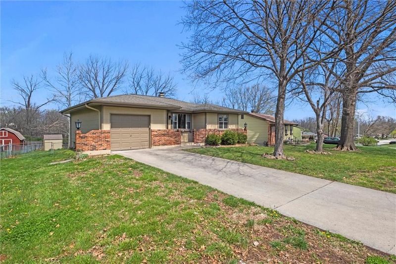 5120 NE 59th Ter, Kansas City, MO 64119