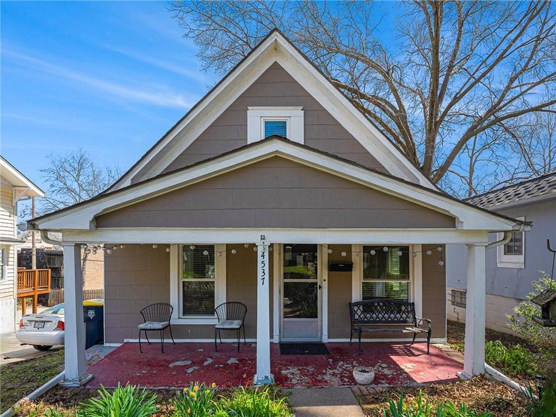 4537 Mercier St, Kansas City, MO 64111
