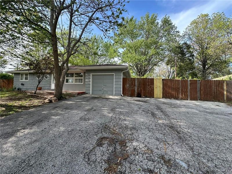 4840 Webster Ave, Kansas City, KS 66104