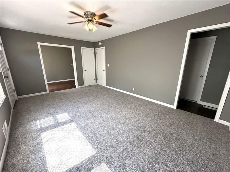 5602 E 100th Ter, Kansas City, MO 64137