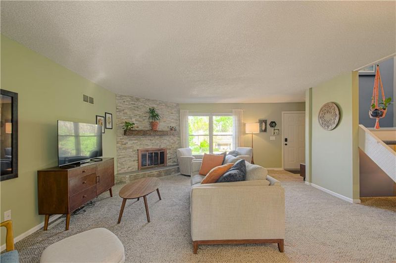 117 W Bannister Rd, Kansas City, MO 64114