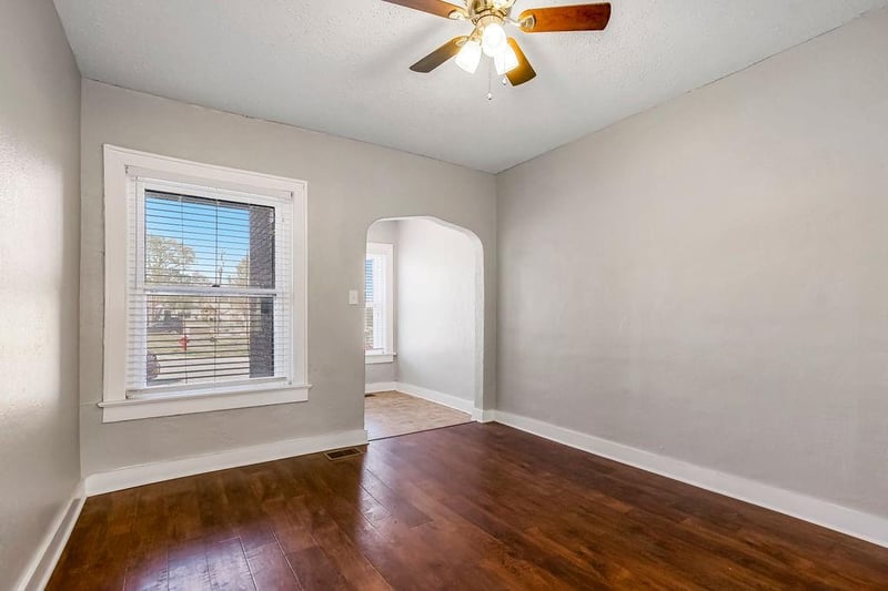 537-539 N Elizabeth Ave, Kansas City, KS 66101