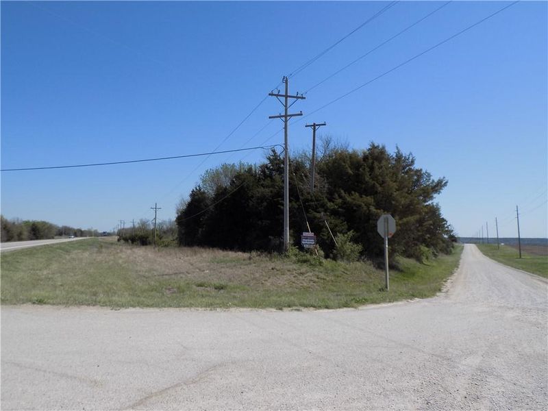 00000 1700 Rd, Garnett, KS 66032