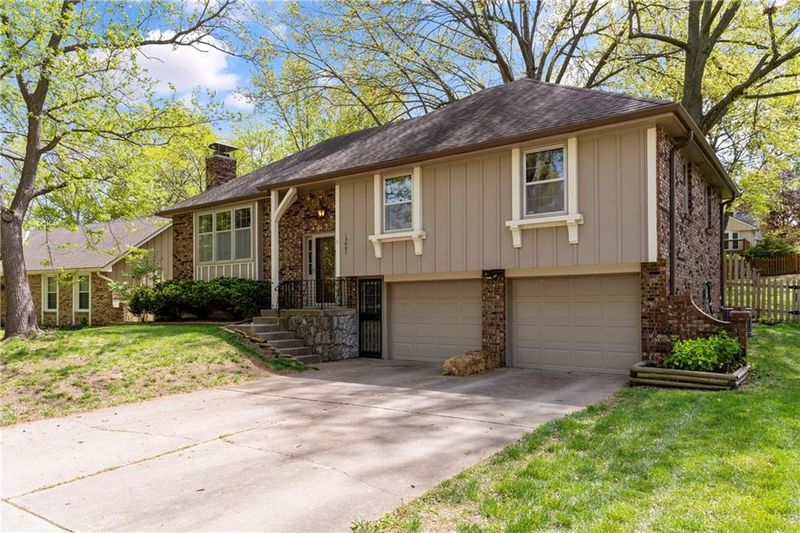12007 E 60th Ter, Kansas City, MO 64133
