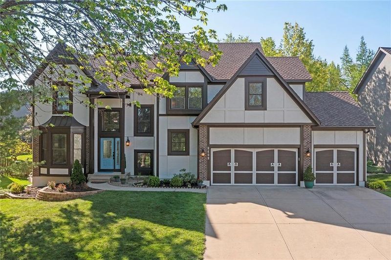 8409 W 144th St, Overland Park, KS 66223
