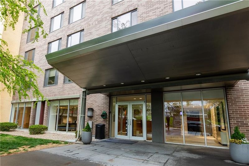 600 E 8th St #7h,7I, Kansas City, MO 64106