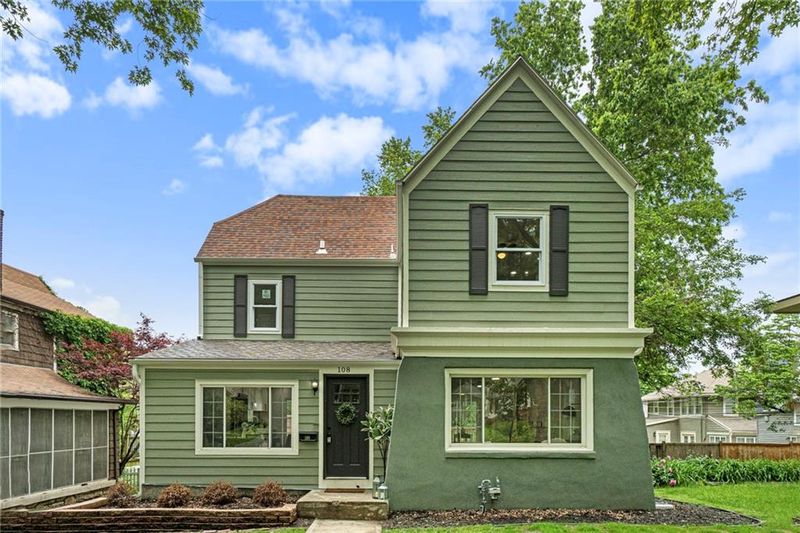 108 E 67th St, Kansas City, MO 64113
