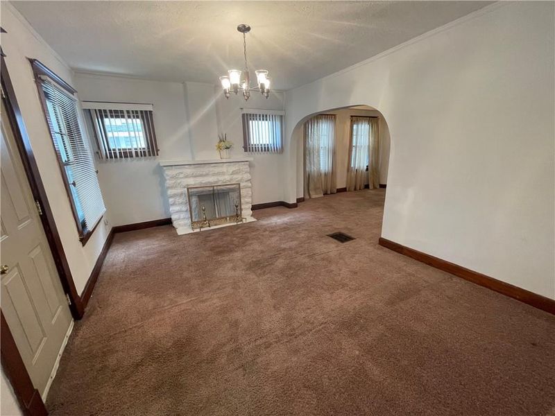3007 E 36th St, Kansas City, MO 64128