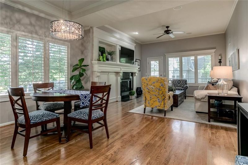 7856 W 156th Pl, Overland Park, KS 66223