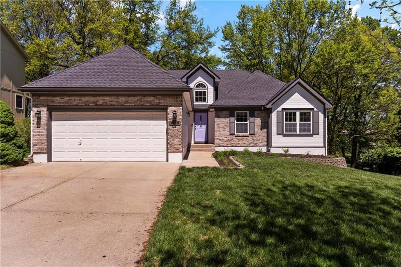 4218 NW 78th St, Kansas City, MO 64151