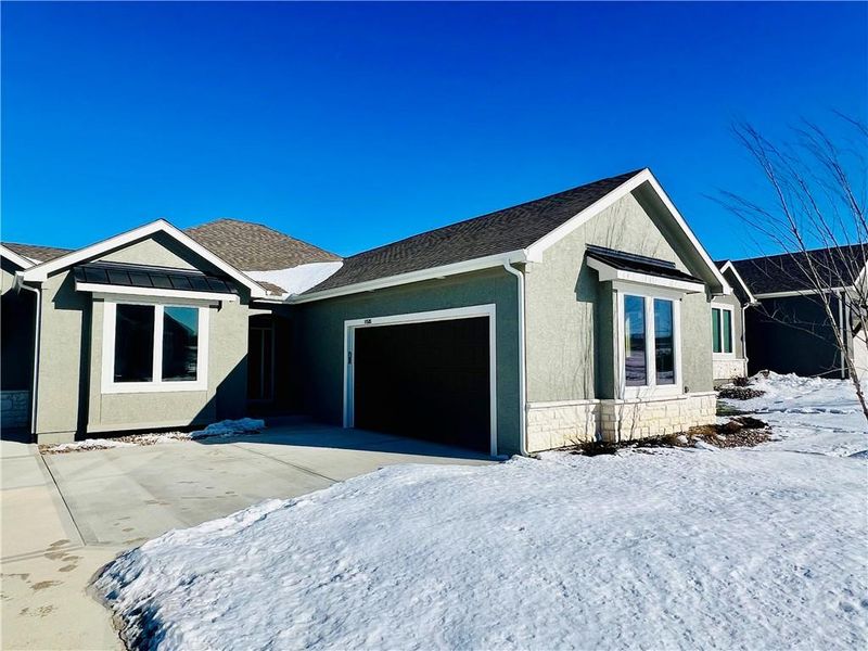 11585 S Olathe View Rd, Olathe, KS 66061