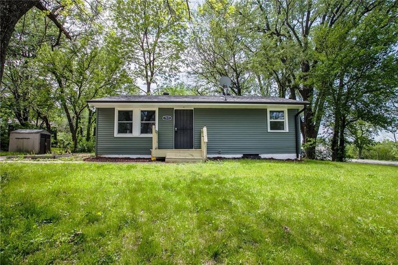 7511 Ozark Rd, Kansas City, MO 64129