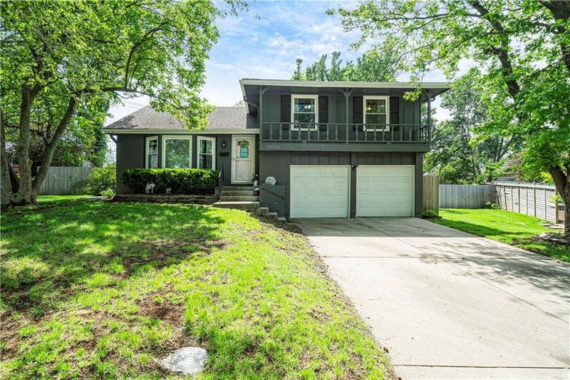 10726 Mcgee St, Kansas City, MO 64114