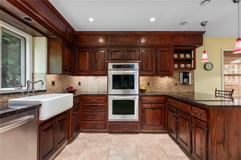 10560 Haskins St, Overland Park, KS 66215
