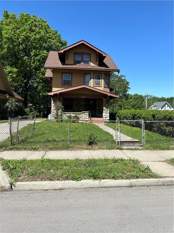 3404 - 3400 S Benton Ave, Kansas City, MO 64128