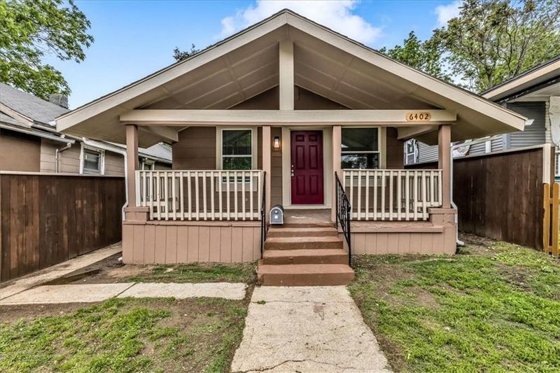 6402 E 16th St, Kansas City, MO 64126
