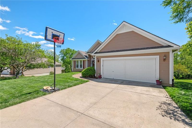 13355 Sycamore Dr, Platte City, MO 64079