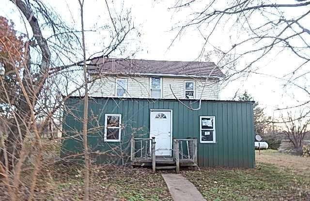 13549 2000 Rd, Benedict, KS 66714