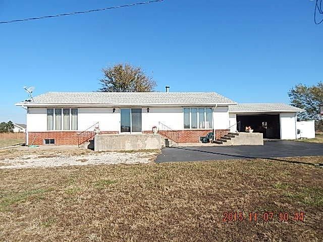1071 1600 St, Iola, KS 66749